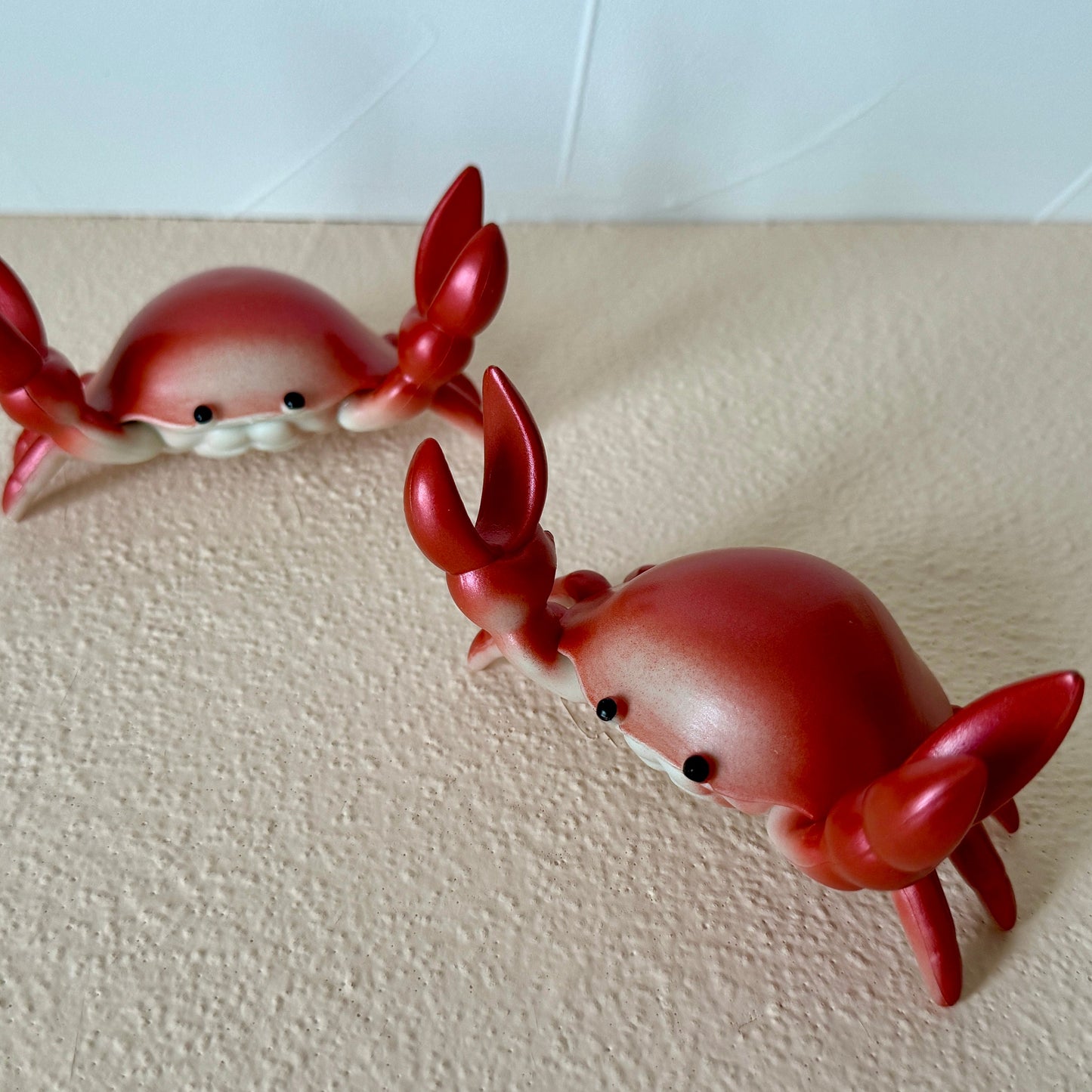 Large Pinching Crab Phone Holder