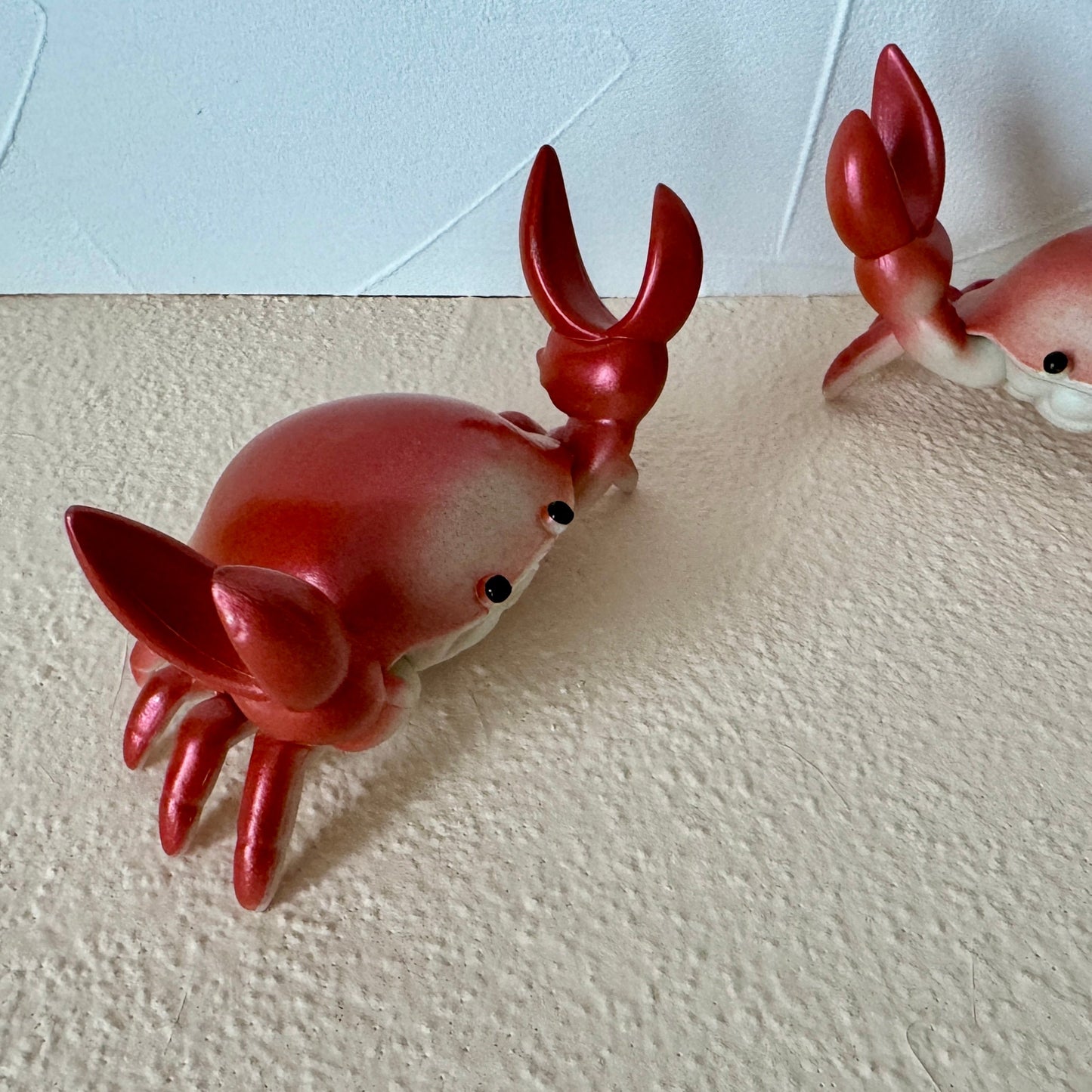 Large Pinching Crab Phone Holder