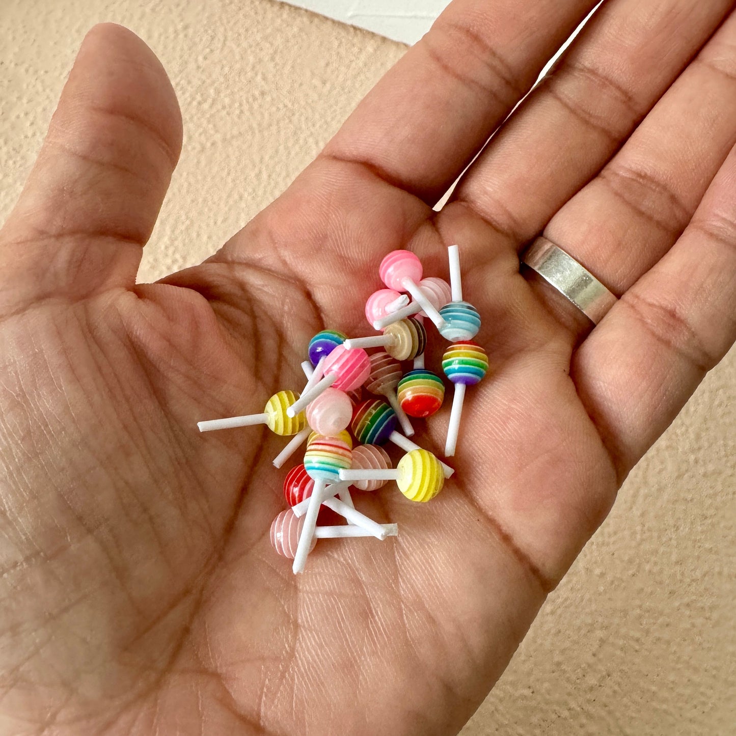 Micro Lollipops, Miniature Lollipops, Miniature Suckers